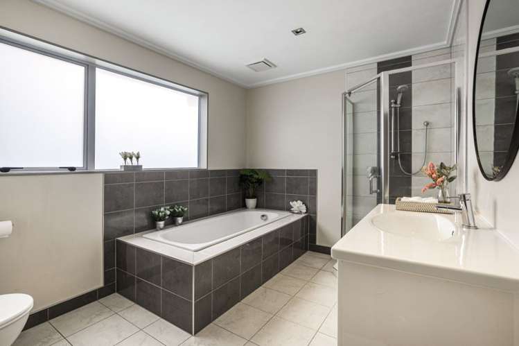 90 Roberts Avenue Bayswater_17