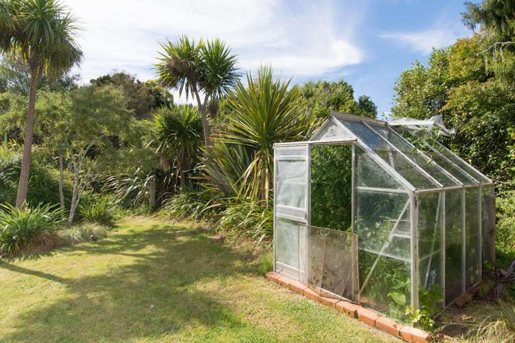 5 Greenhill Road Ngatimoti_11