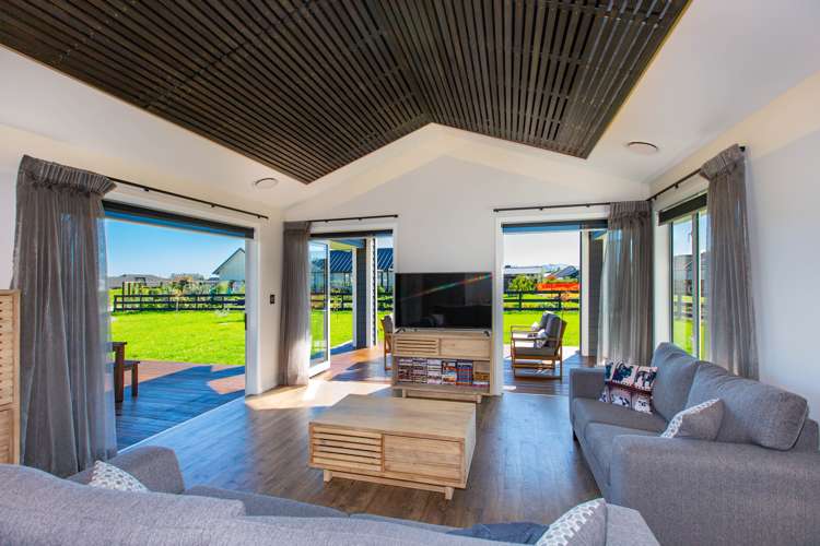 33 Baxter Michael Crescent Cambridge_7