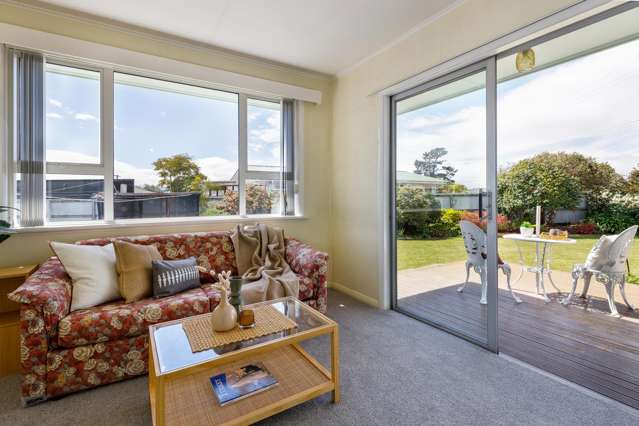 24 Burleigh Road Redwoodtown_2