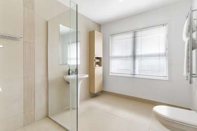 1/36 Holland Road_2