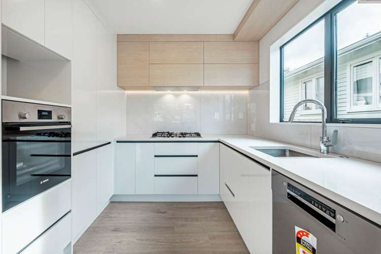 20a Seine Road Forrest Hill_7