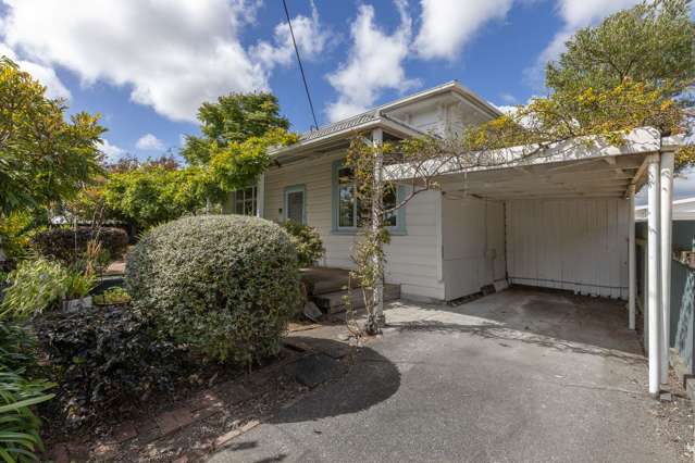 Timeless 1910s Villa with Bonus Studio