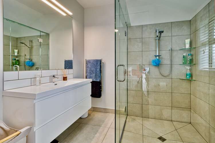 180 Riverbend Road Maraenui_7