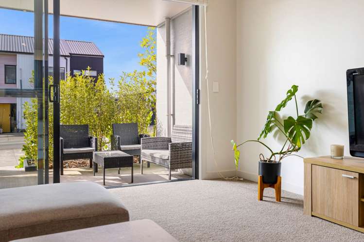 2/3 Genevieve Lane Hobsonville_11