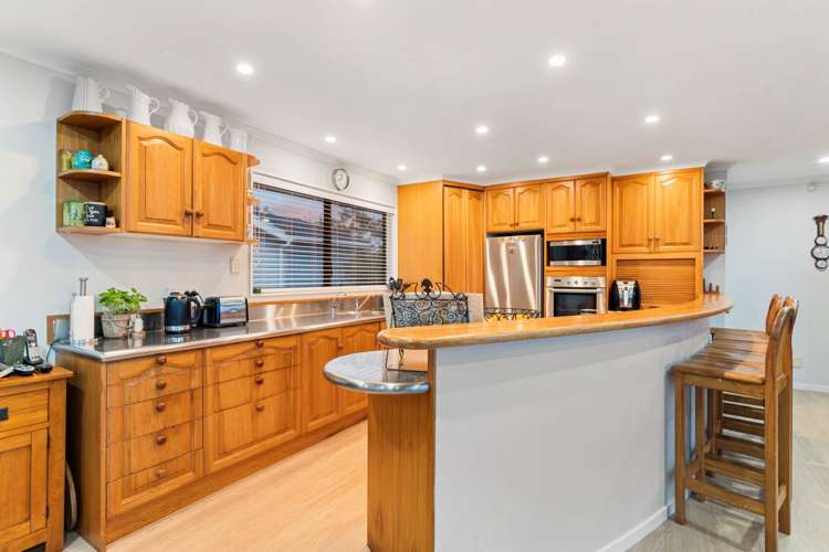 101 Sunrise Avenue Murrays Bay_8