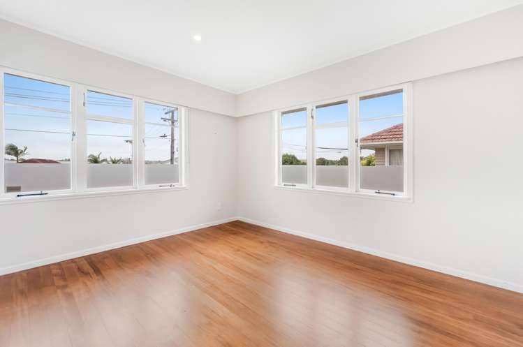 21 Britton Avenue Mount Roskill_6