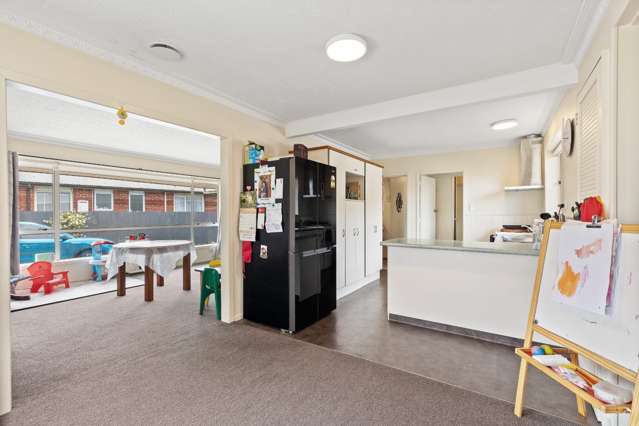 16 Dunstan Crescent 10180_2