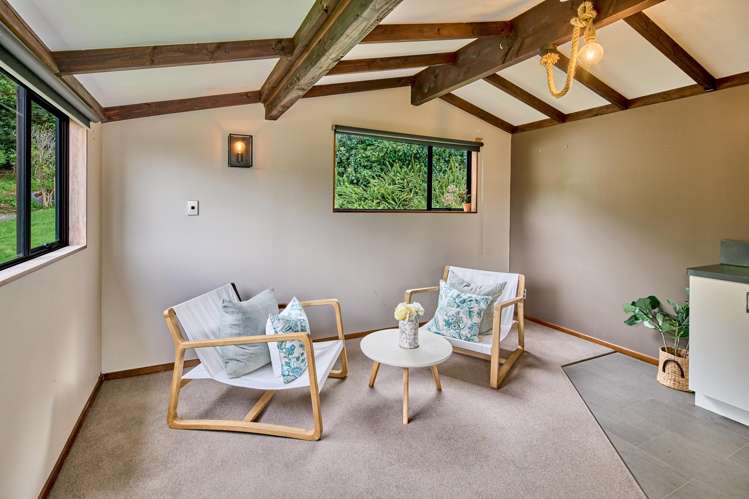 11 Raroa Place Pukerua Bay_12