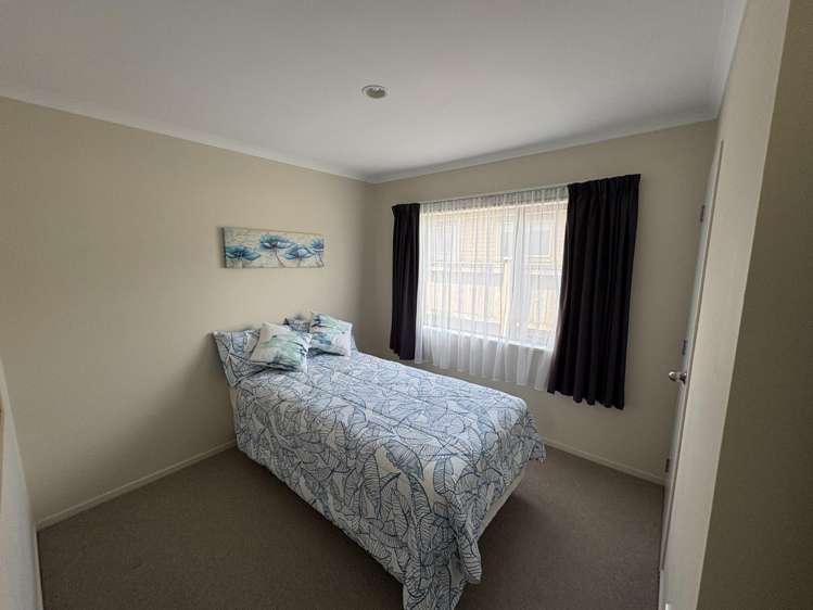 14 Roderick Place 11614_10