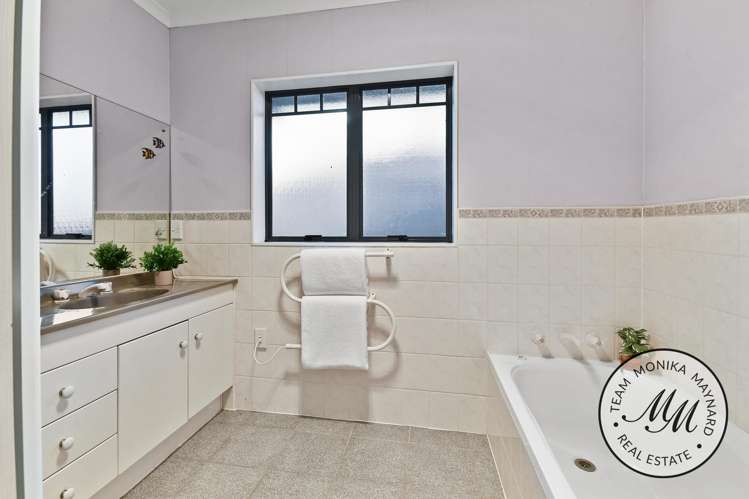 31 Ribbonwood Crescent Goodwood Heights_31