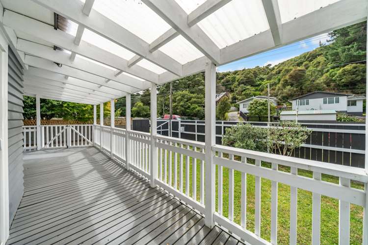 121 Hair Street Wainuiomata_26