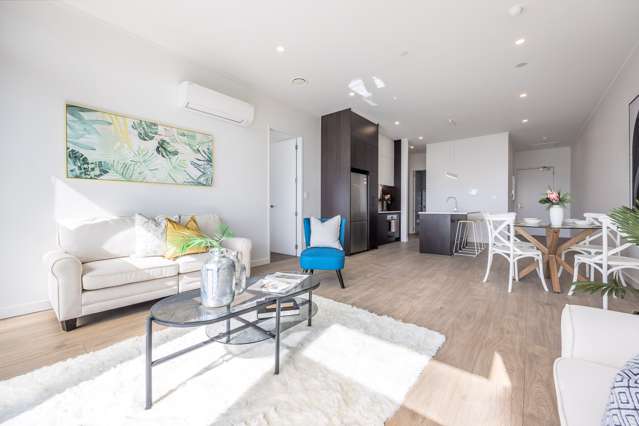 Spacious, Suny & Near New, Must be sold