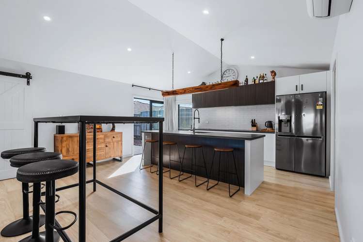 14 Wai Terrace Wharewaka_11