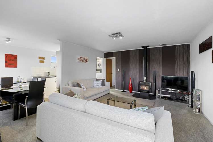 40 Outram Grove Kelson_2