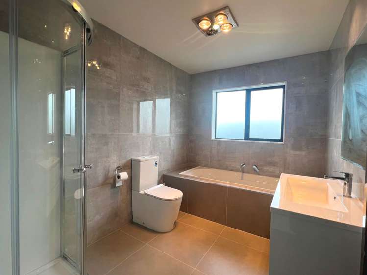 10 Byron Drury Way Riverhead_21