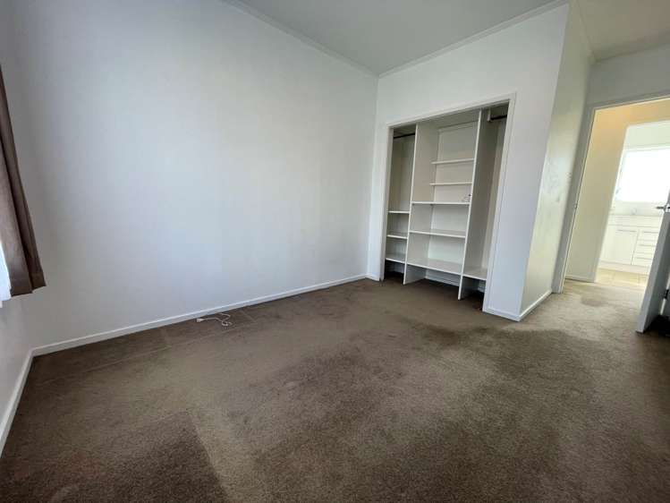 8 Malvina Place Bucklands Beach_27