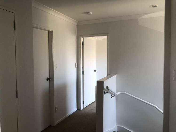 15E Queens Avenue 1067_9