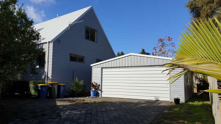 50a Amberley Avenue Te Atatu South_18