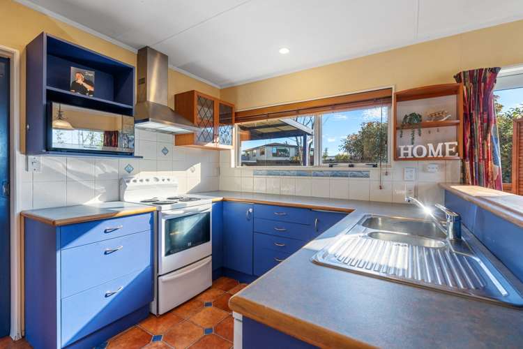 14 Lochinvar Place Hairini_10