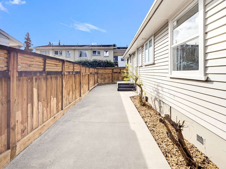 43a York St Hamilton East_25