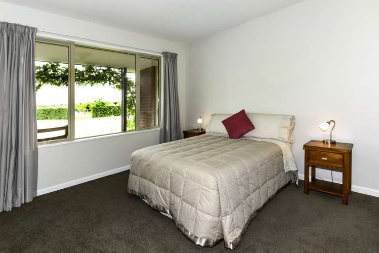 17 Mchugh Crescent Darfield_16