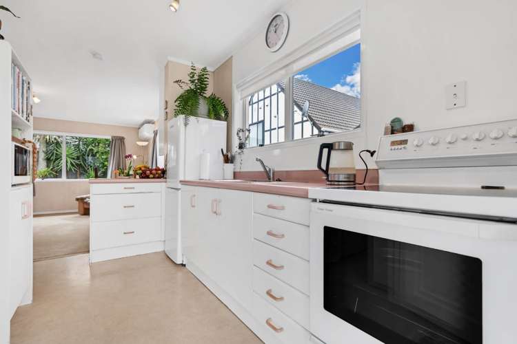 8/17 Swanson Road Henderson_13