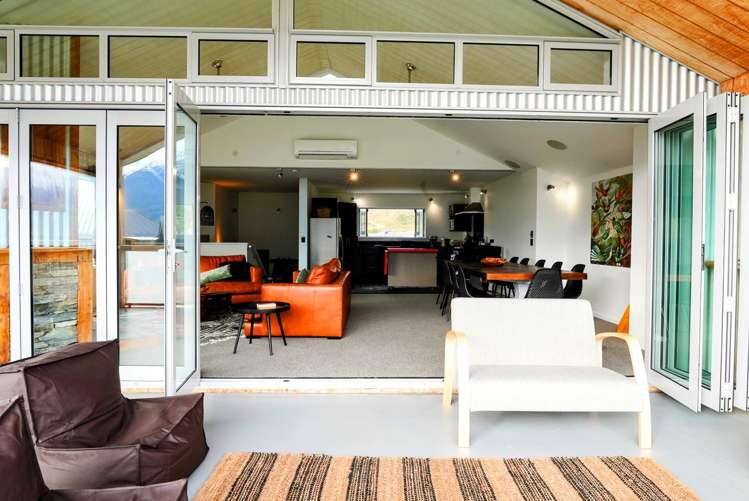 8 Invincible Drive Glenorchy_6