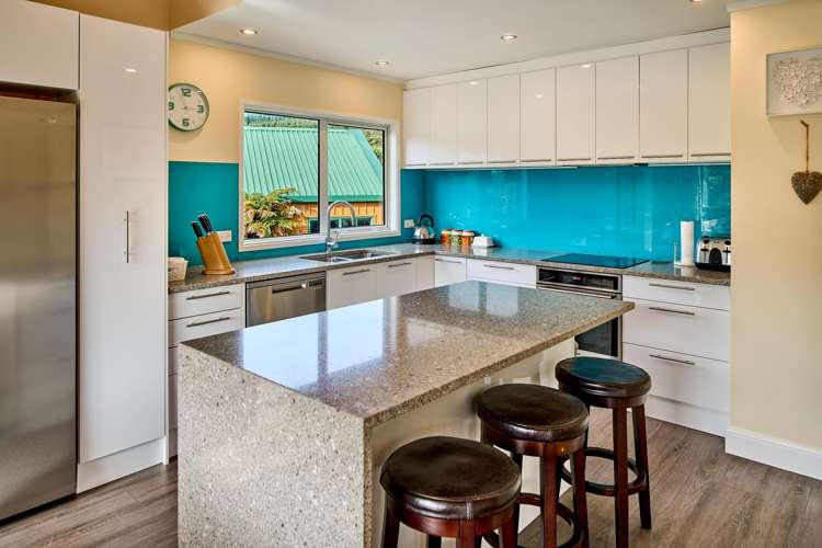 9d Muri Road Pukerua Bay_1