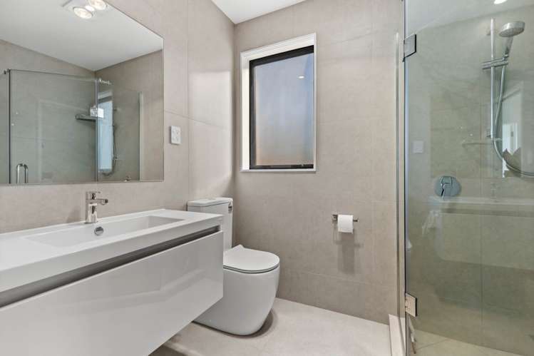 32 Waipuhinui Way Wiri_13