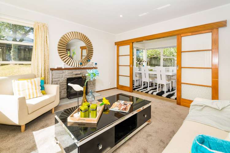 1/11 Ngatoa Place Glenfield_9