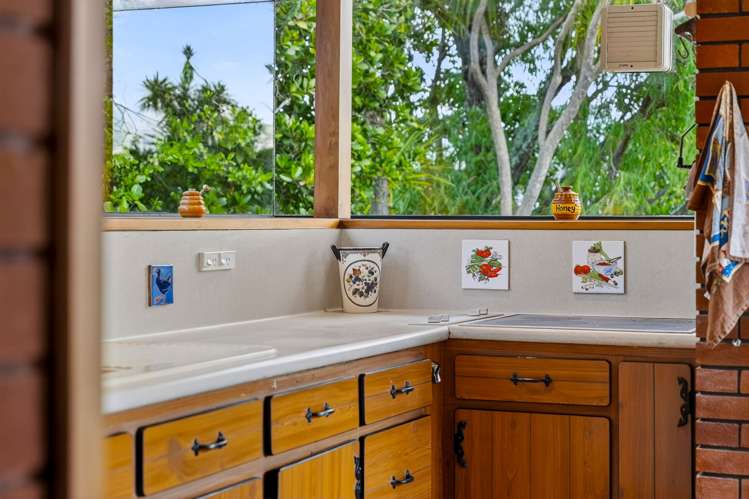 35 Kia Ora Road Beach Haven_13