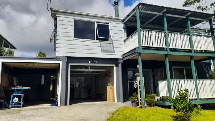 31 Powells Road Cable Bay_19