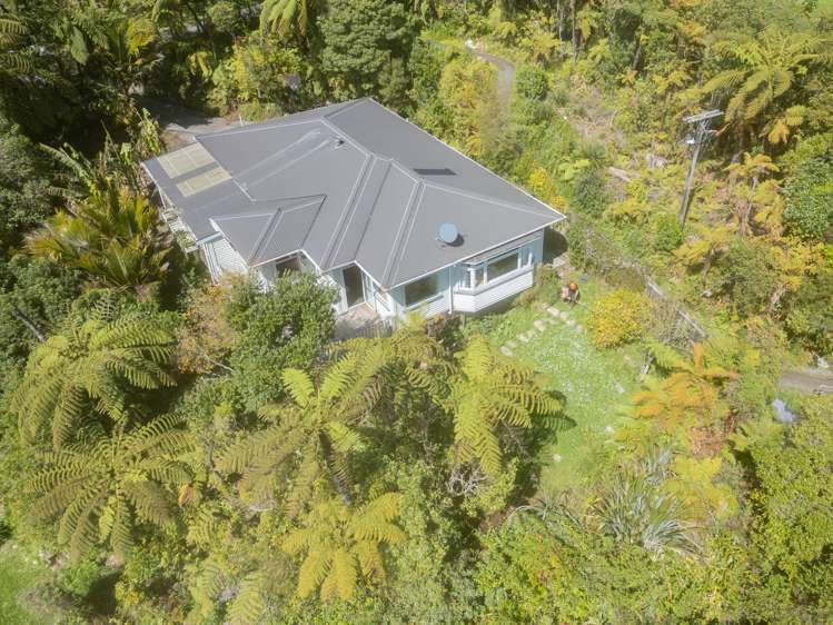 12 Mount Street Greymouth_25