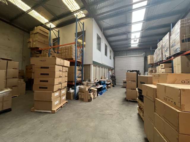 Unit 7, 25 Airborne Road Albany_2