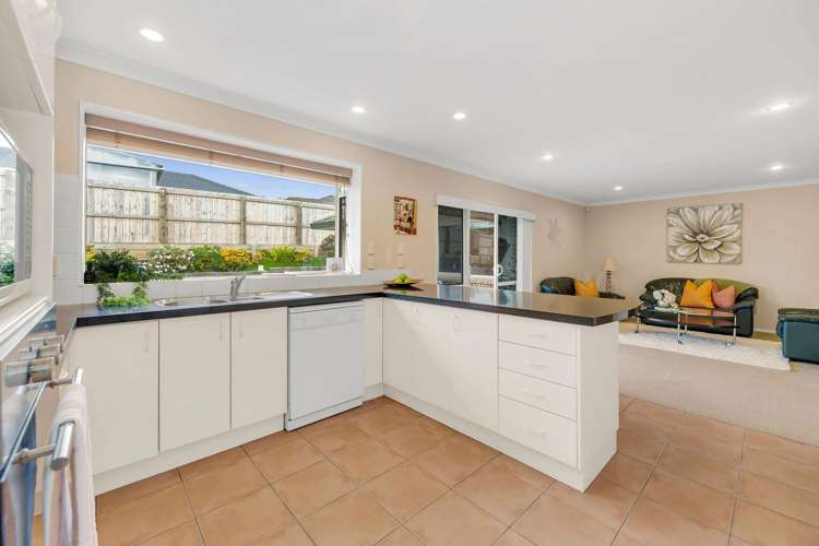 1 Conacher Close East Tamaki Heights_13