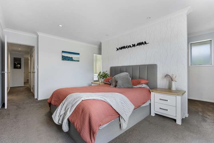 6 Defender Crescent Beachlands_12