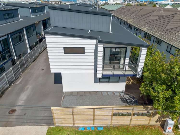 1/34 Miro Street Mount Maunganui_21