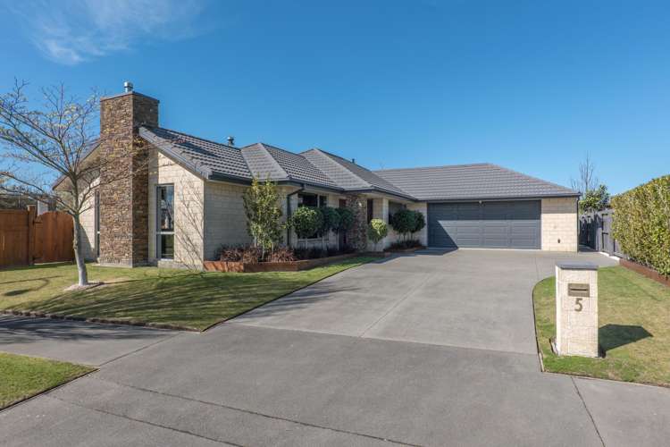 5 Carradale Avenue_1