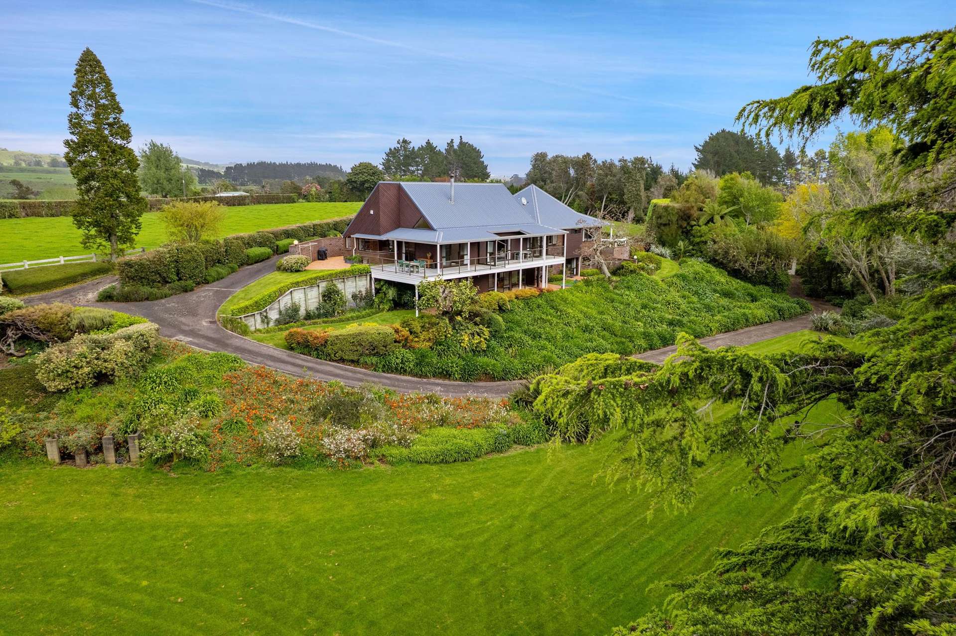 36 Beach Road Urenui_0