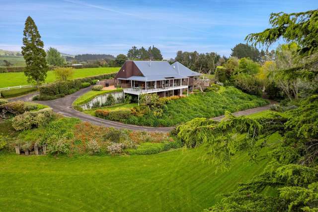 YOUR PRIVATE RETREAT ON 2.99 HECTARES