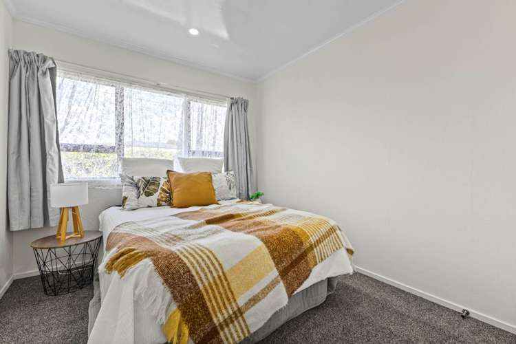 1/128 Clevedon Road Papakura_10