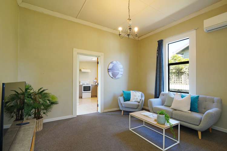 27 Lowe Street Avenal_5