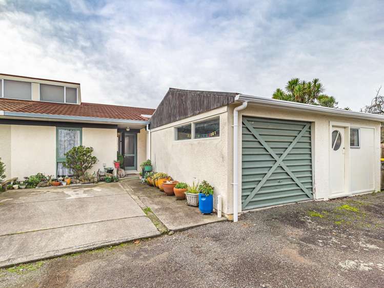 5/38 Weraroa Road_0