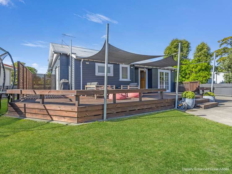 1106 Caroline Road Mayfair_21