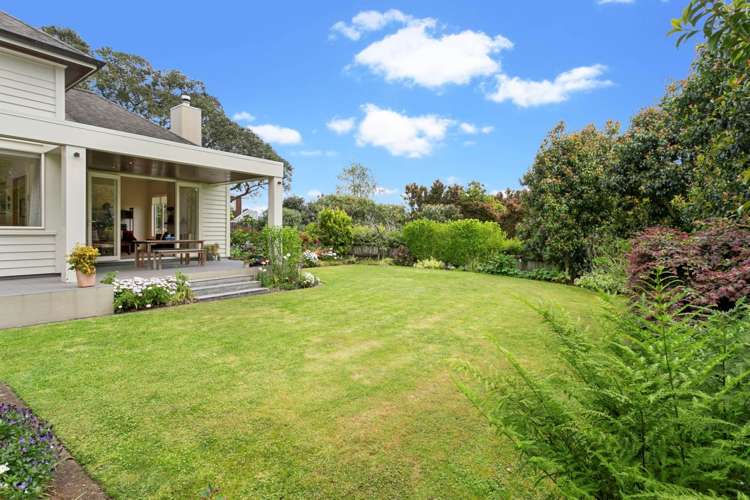 32 Woodside Road Mount Eden_10