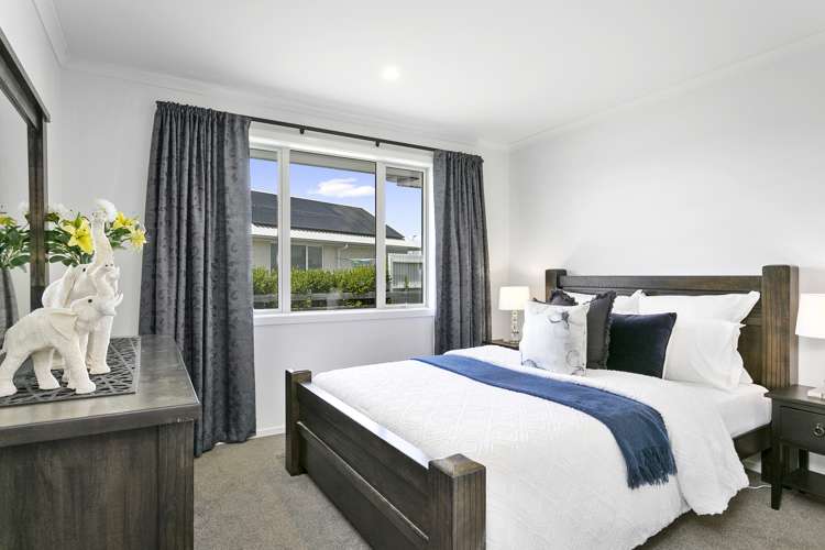 20 Alan Livingston Drive Cambridge_13