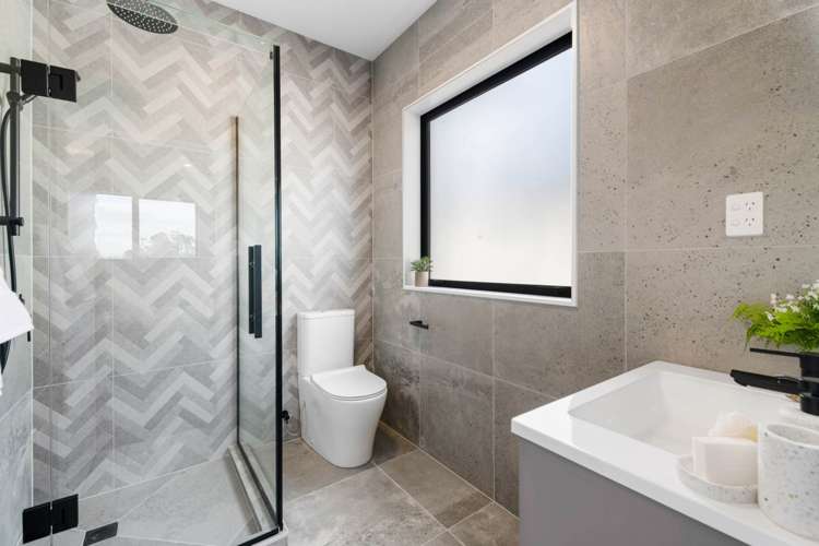 73 Tributary Parade Drury_13