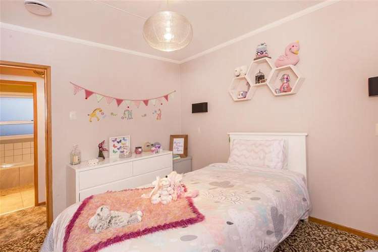 7 Tannahill Street Hawera_14