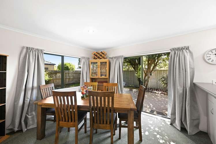 33 Diomede Glade Flagstaff_4